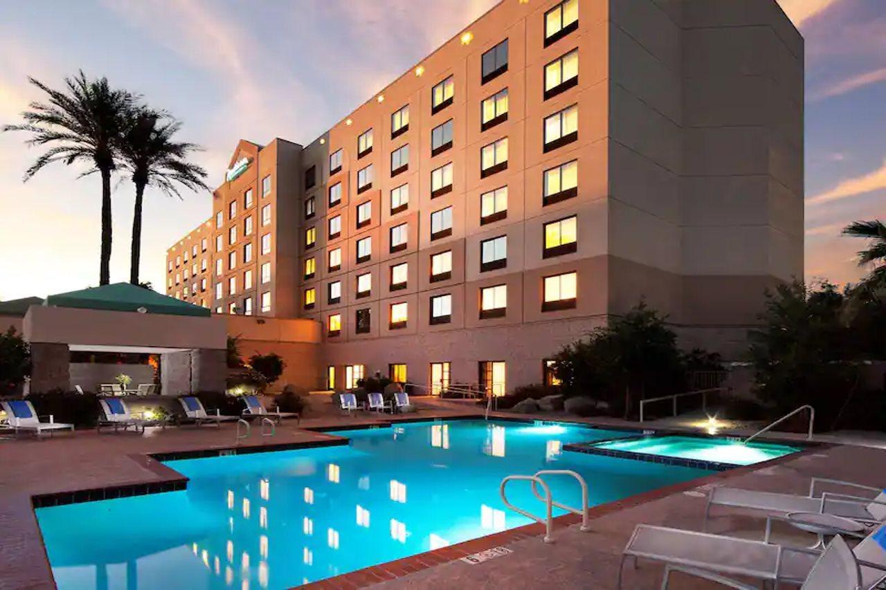 Radisson Hotel Phoenix Airport Εξωτερικό φωτογραφία