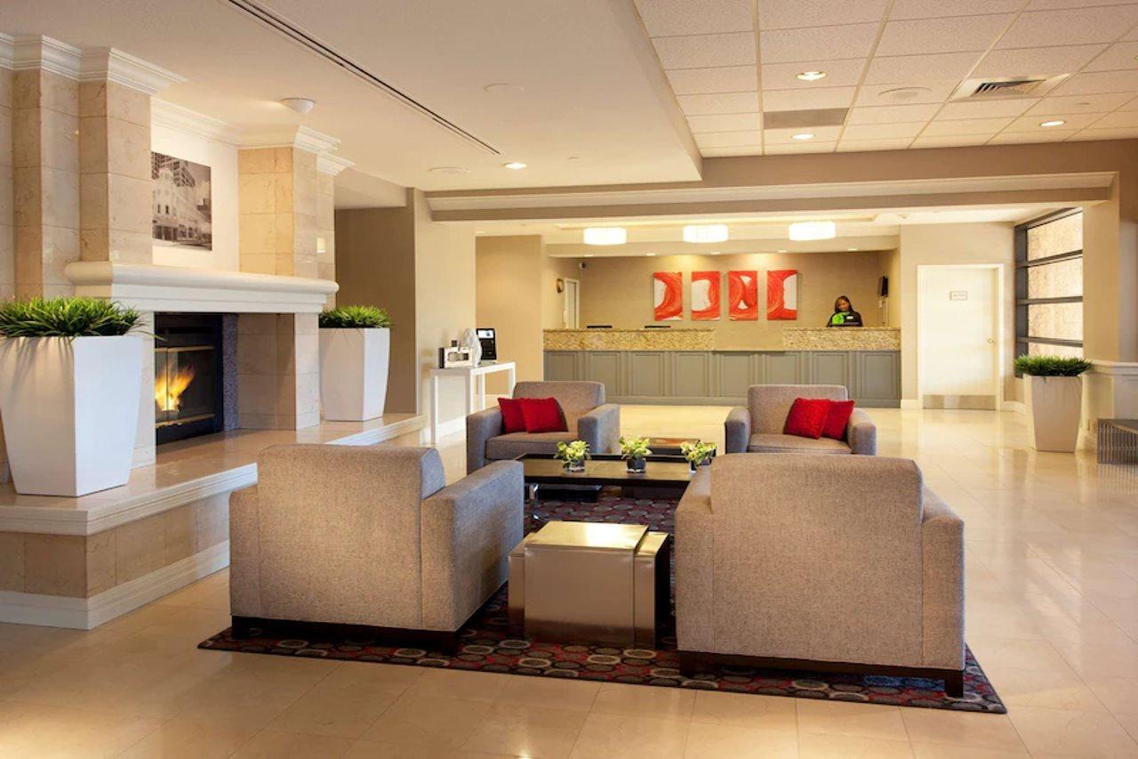 Radisson Hotel Phoenix Airport Εξωτερικό φωτογραφία