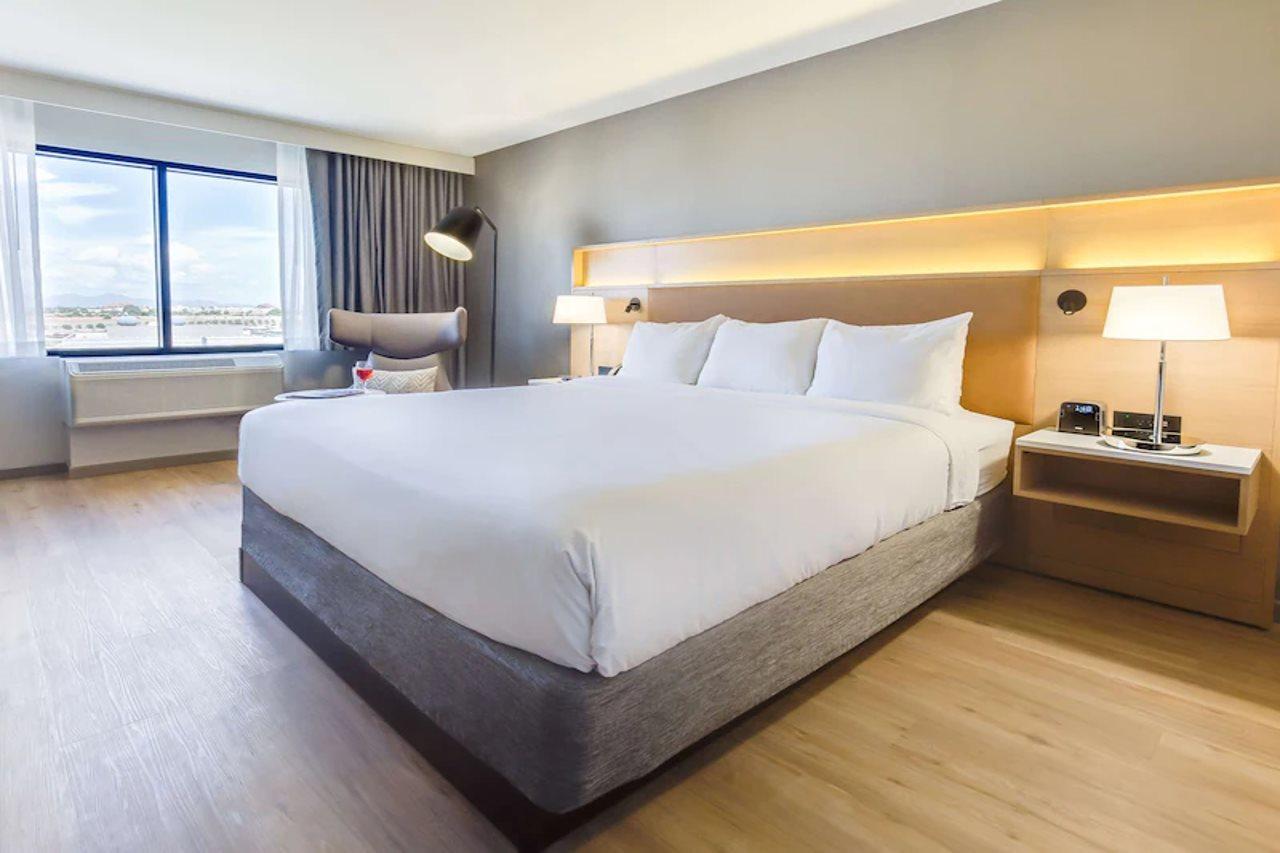 Radisson Hotel Phoenix Airport Εξωτερικό φωτογραφία