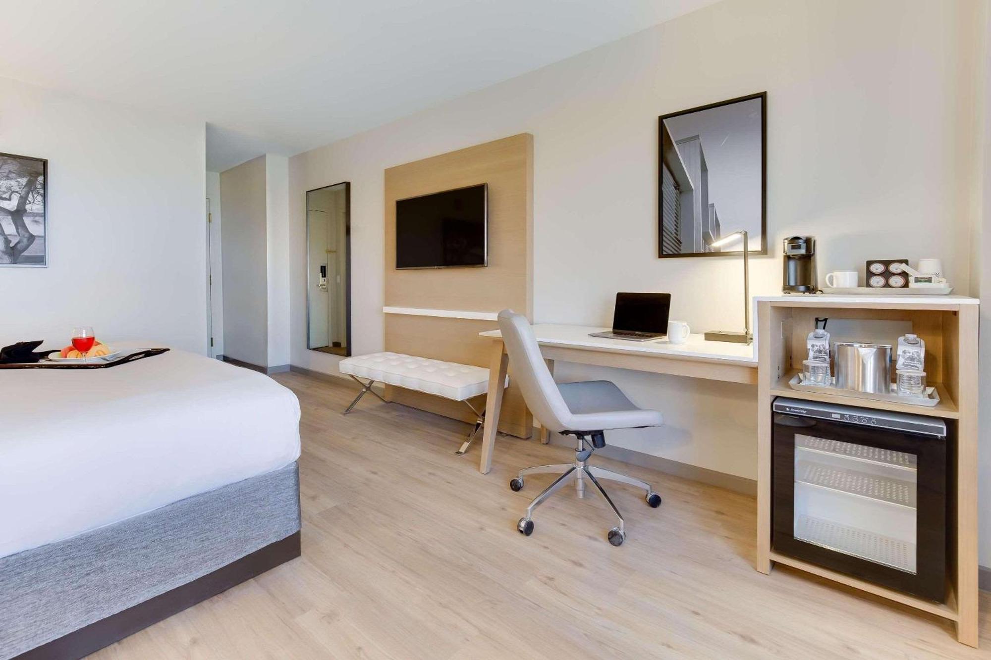 Radisson Hotel Phoenix Airport Εξωτερικό φωτογραφία
