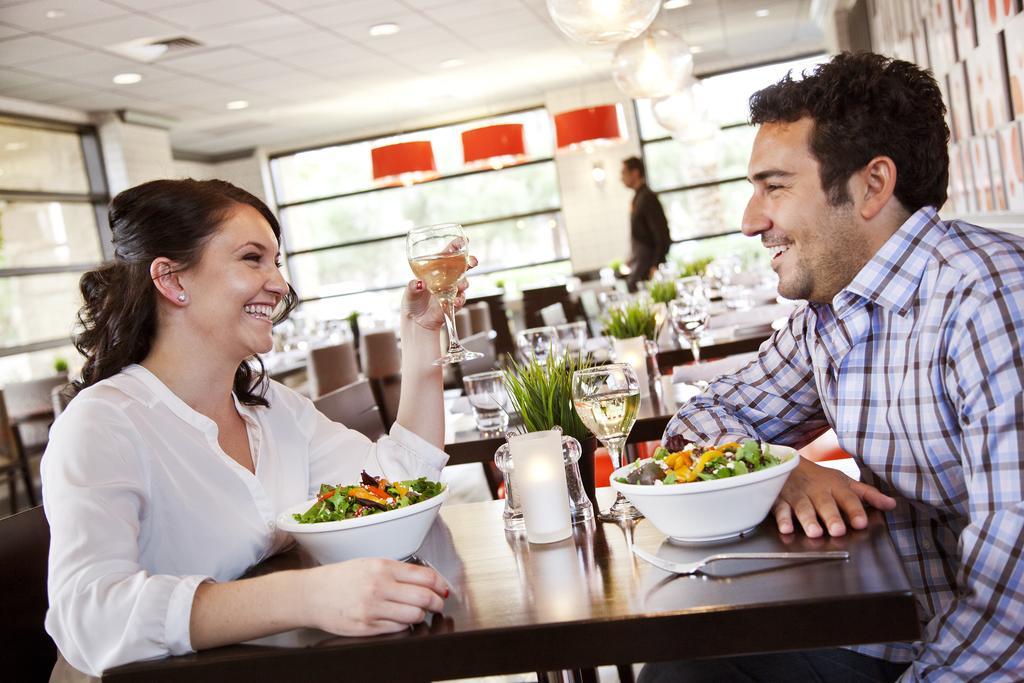 Radisson Hotel Phoenix Airport Εξωτερικό φωτογραφία